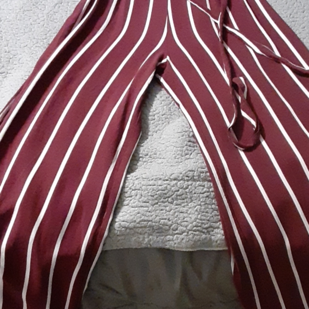 Jumper - Picture 2 of 3